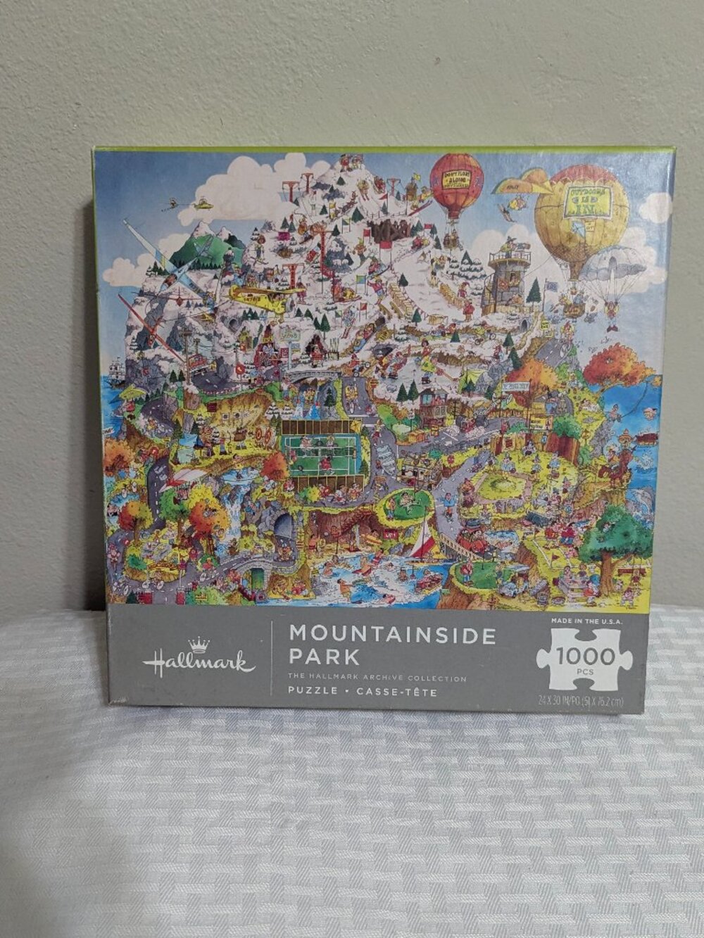 HALLMARK 1000 PIECE PUZZLE MOUNTAINSIDE PARK